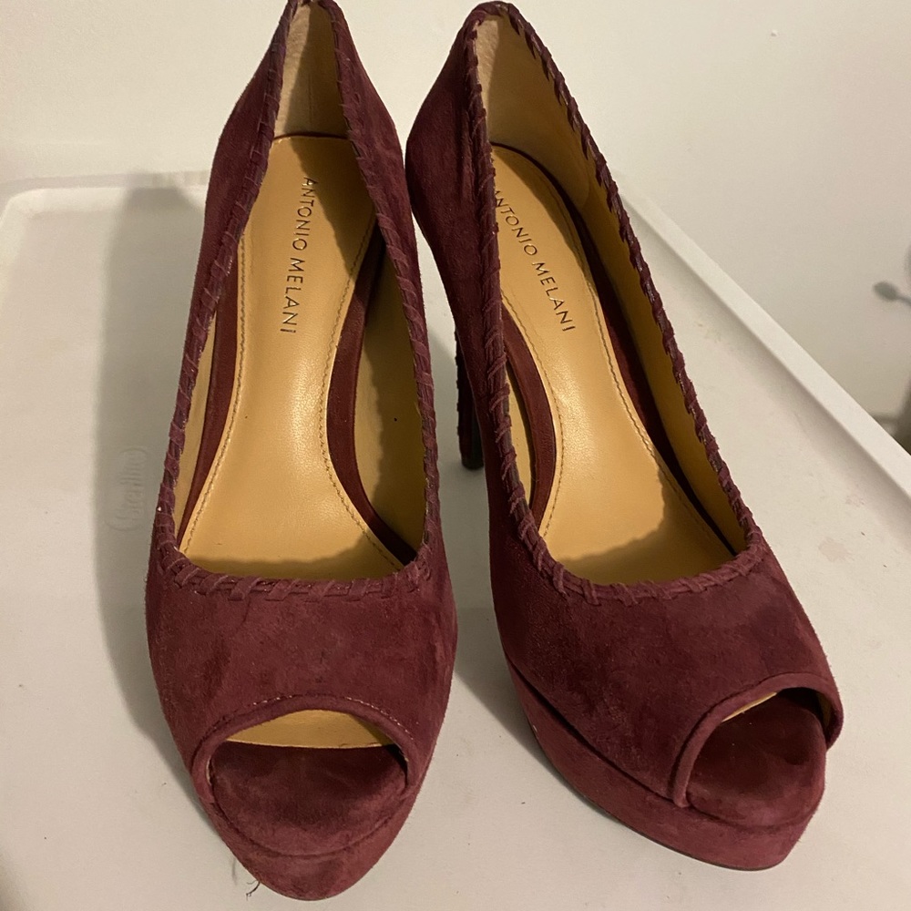 Antonio Melani Suede burgundy open toe pumps